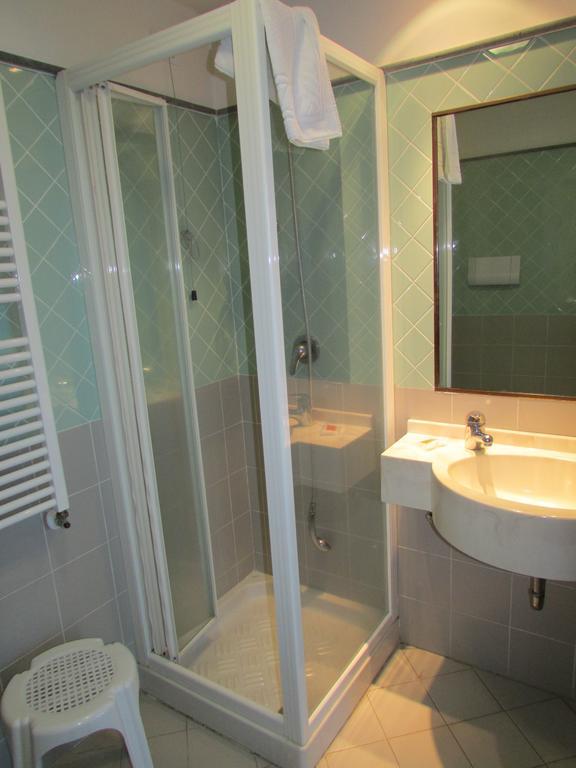 Emmaus Hotel Zafferana Etnea Chambre photo