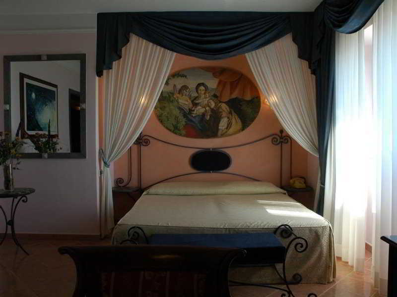 Emmaus Hotel Zafferana Etnea Extérieur photo