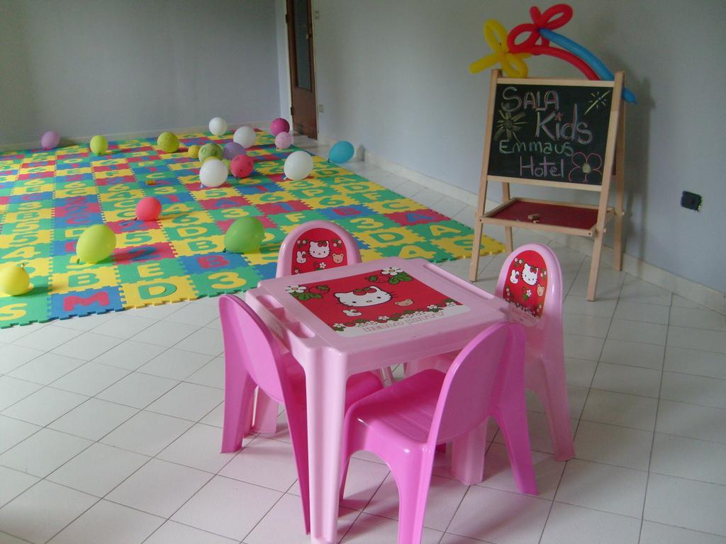 Emmaus Hotel Zafferana Etnea Extérieur photo