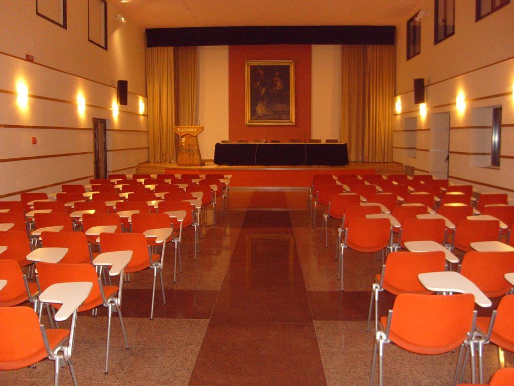 Emmaus Hotel Zafferana Etnea Extérieur photo