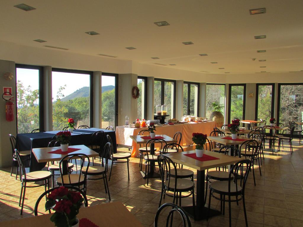 Emmaus Hotel Zafferana Etnea Extérieur photo