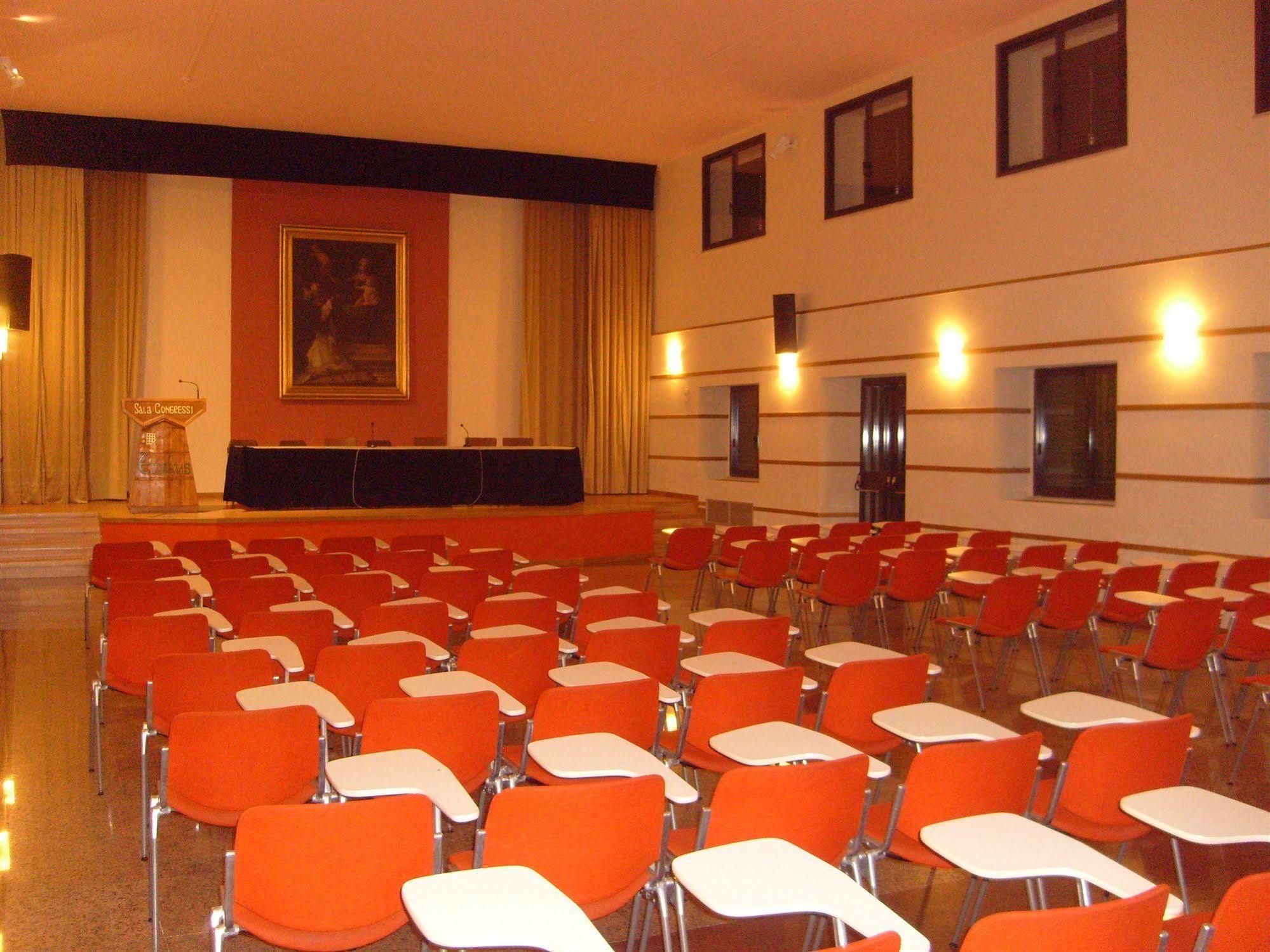 Emmaus Hotel Zafferana Etnea Extérieur photo
